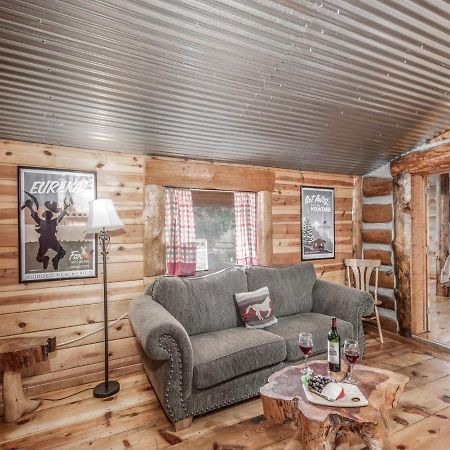 Sleeping Bear, 2 Bedrooms, Front Deck, Midtown, Sleeps 6 Ruidoso Eksteriør billede