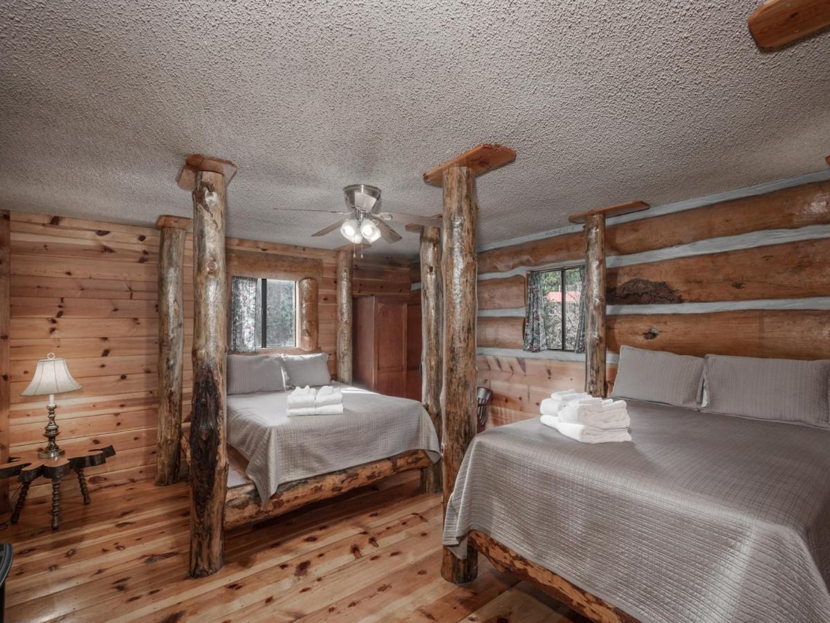 Sleeping Bear, 2 Bedrooms, Front Deck, Midtown, Sleeps 6 Ruidoso Eksteriør billede