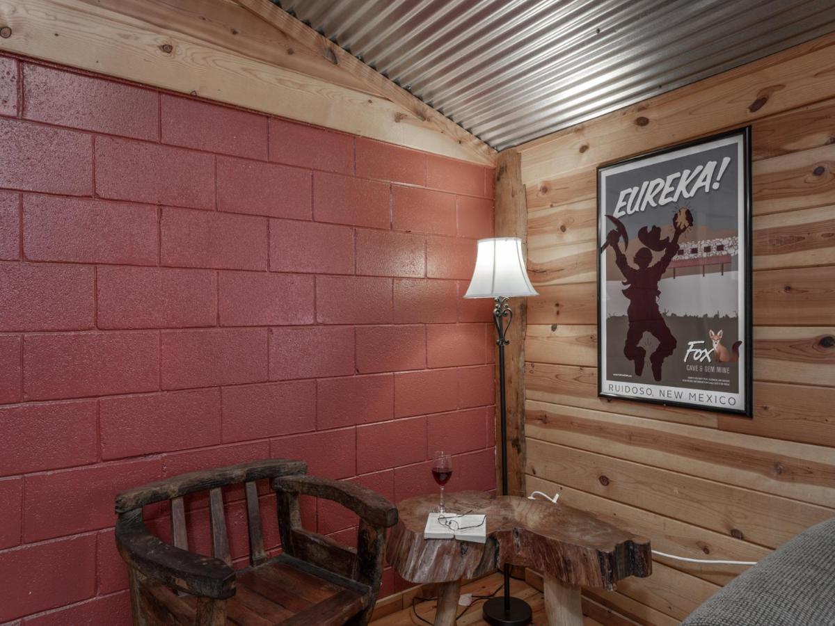 Sleeping Bear, 2 Bedrooms, Front Deck, Midtown, Sleeps 6 Ruidoso Eksteriør billede