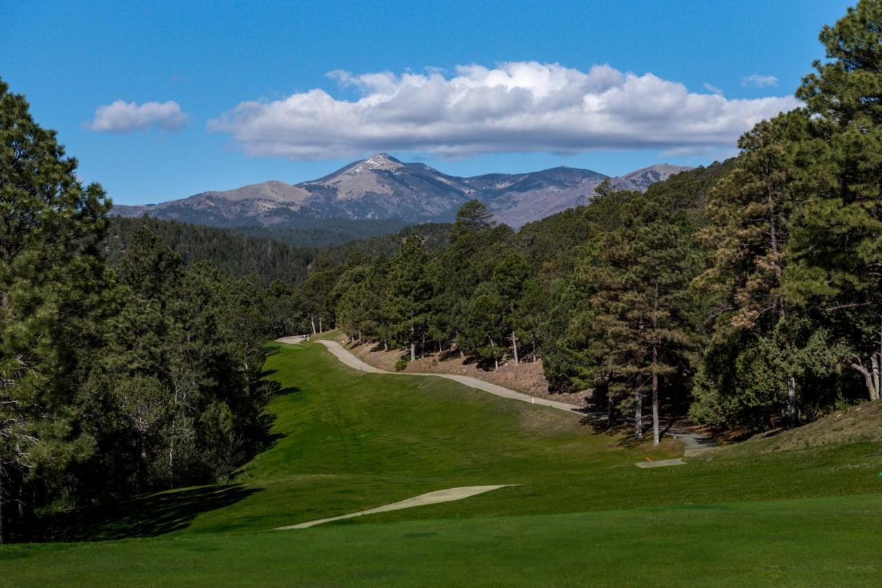Sleeping Bear, 2 Bedrooms, Front Deck, Midtown, Sleeps 6 Ruidoso Eksteriør billede