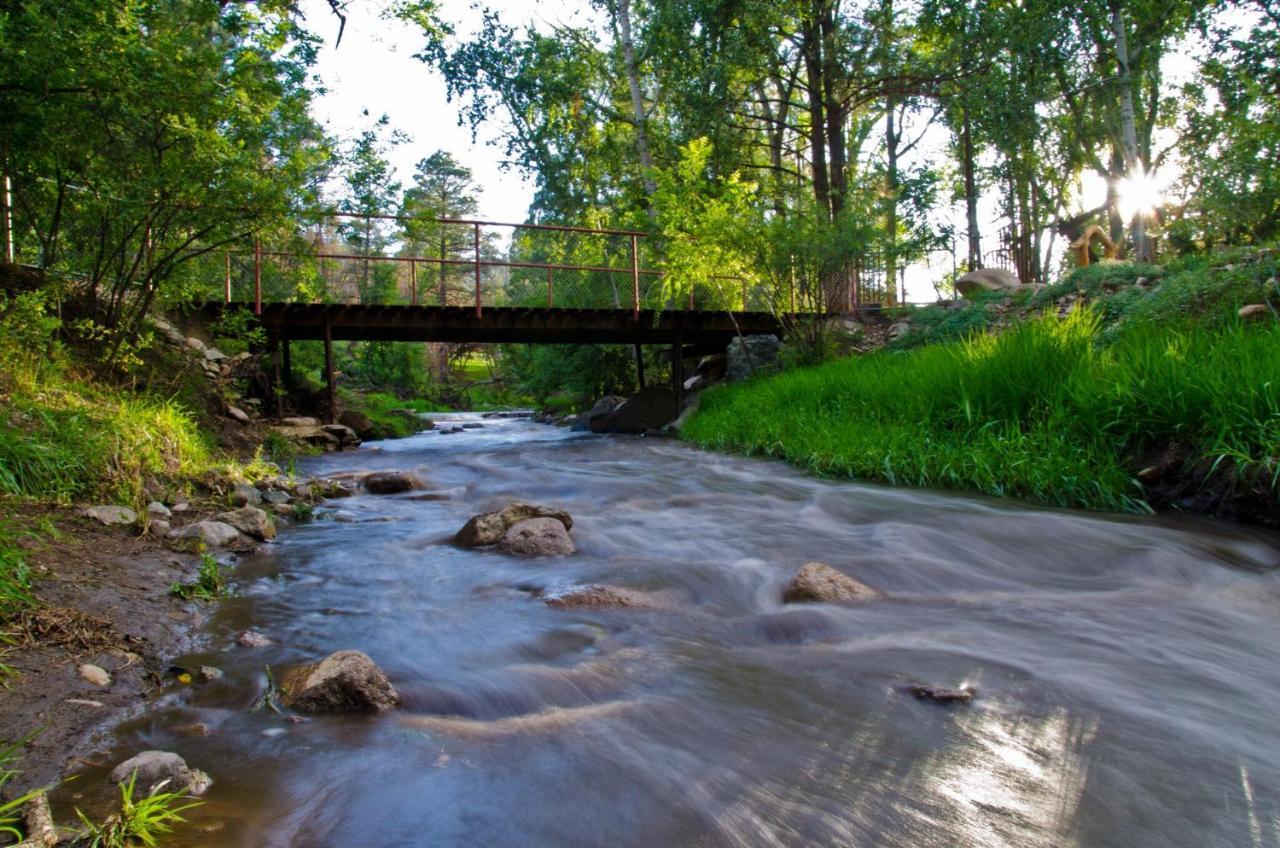 Sleeping Bear, 2 Bedrooms, Front Deck, Midtown, Sleeps 6 Ruidoso Eksteriør billede